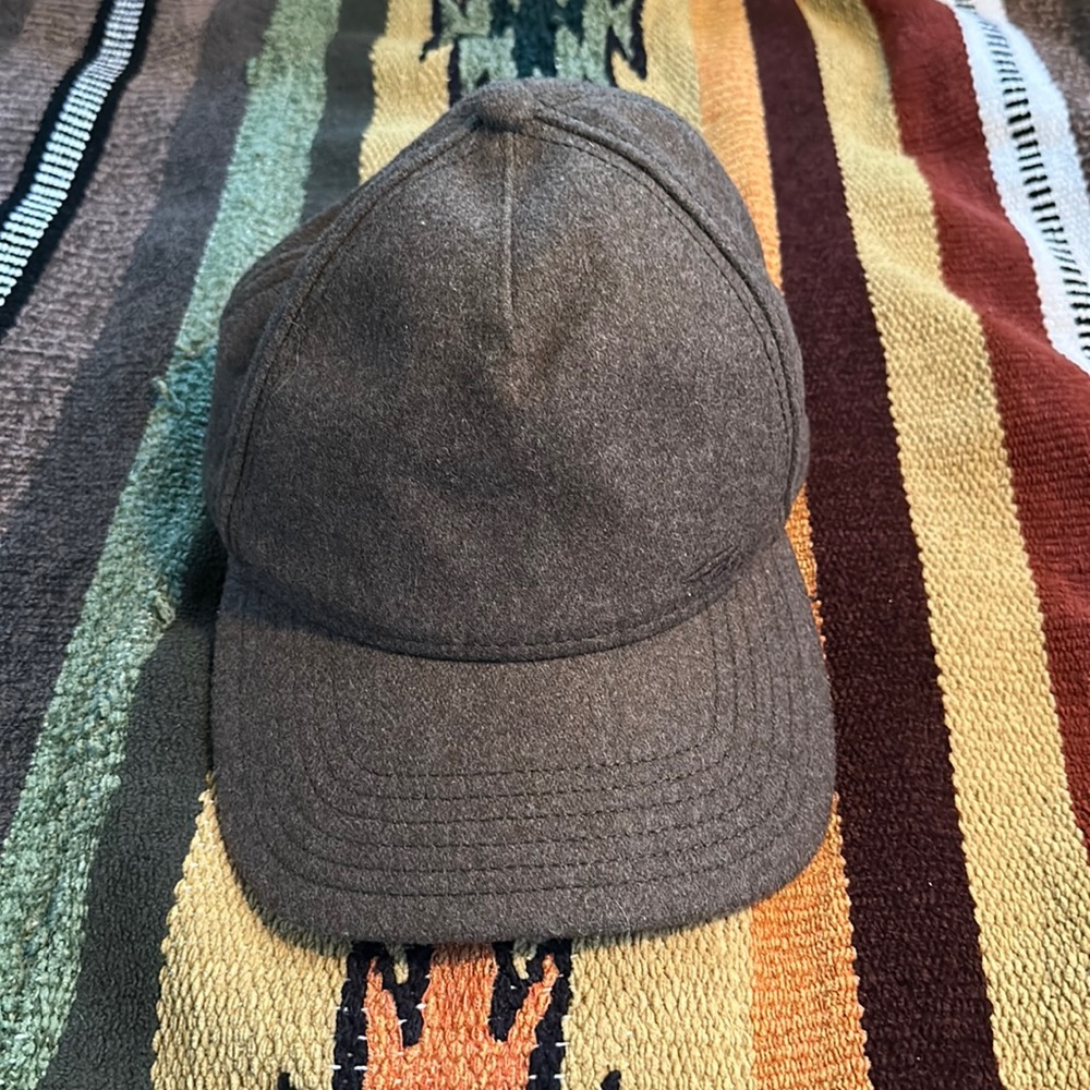 Prana wool baseball hat. Green/brown color one size